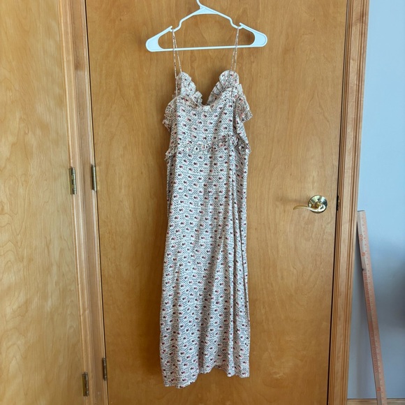 Chic Cream Floral Midi Dress - Picture 11 of 13